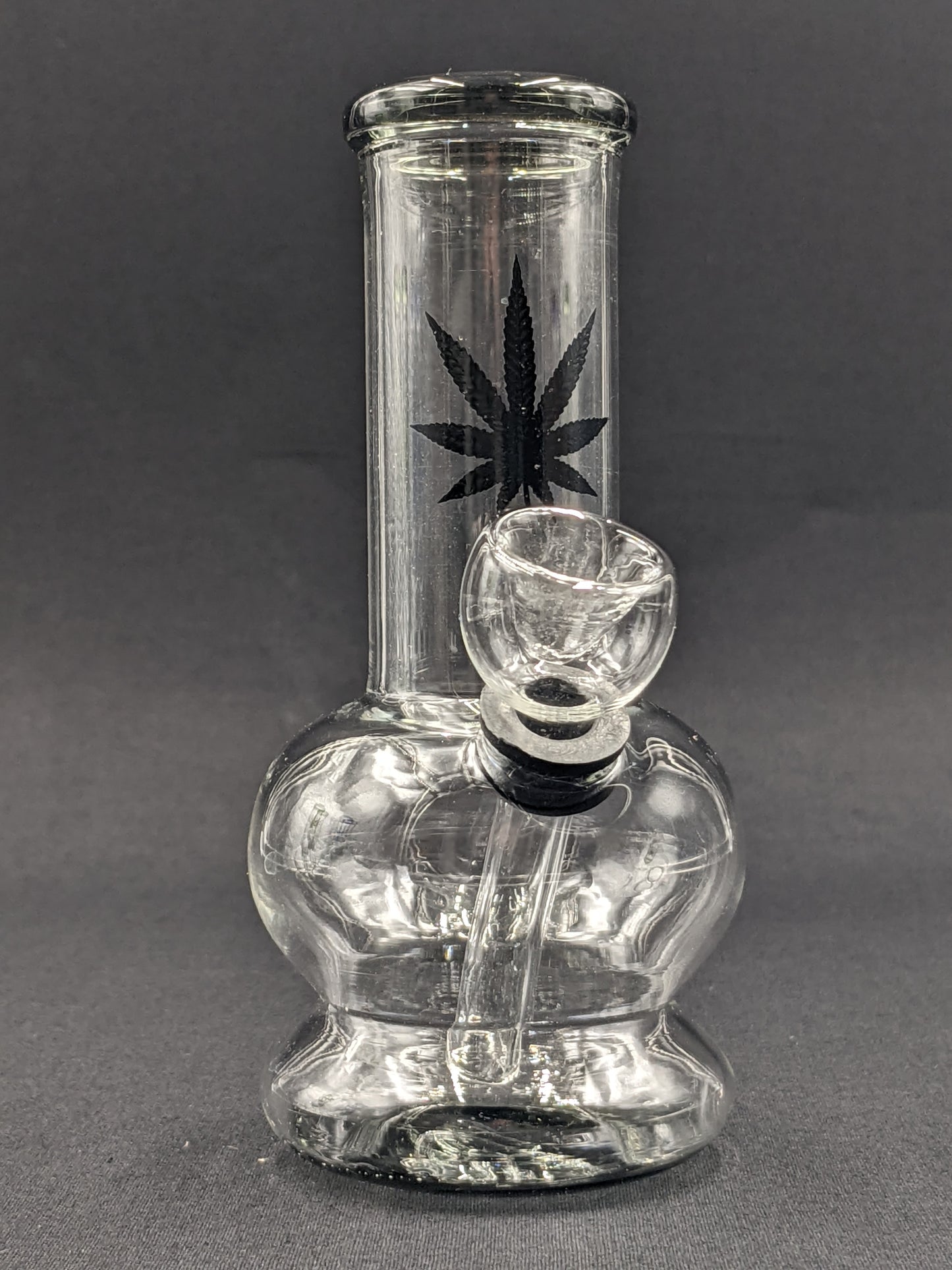 5" Glass Water Pipe Bong Leaf Black