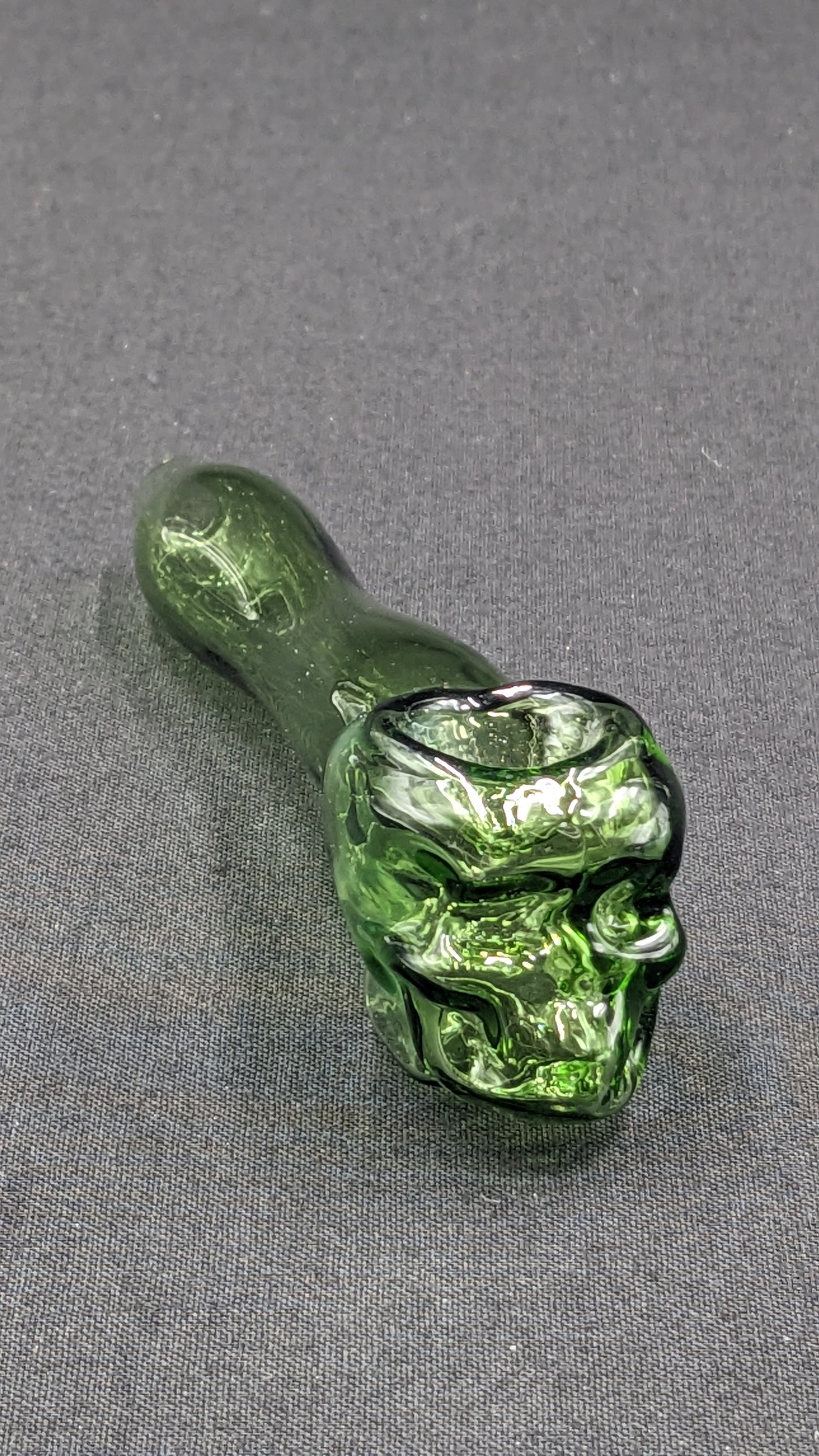 4" Glass Spoon Skull Green