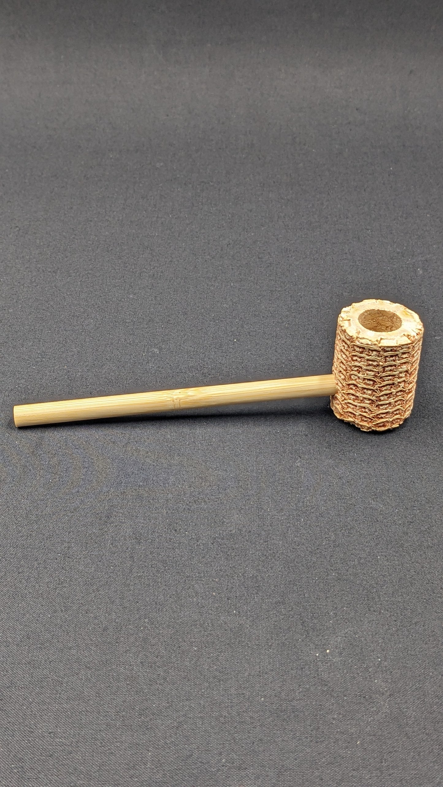 5.75" Classic Corn Cob Pipe with 5 Free Screens 040