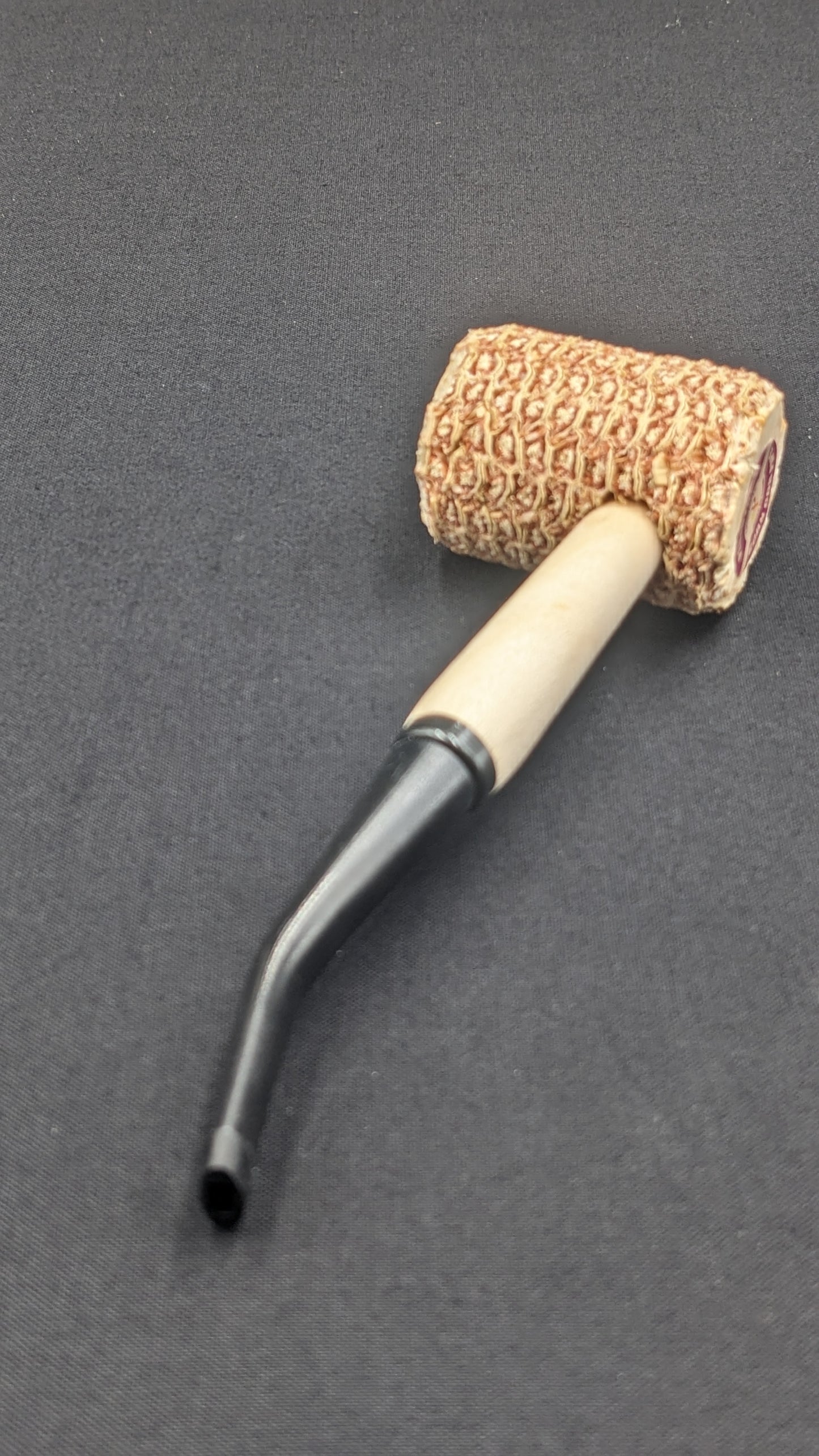 6" Classic Corn Cob Pipe with 5 Free Screens CC02