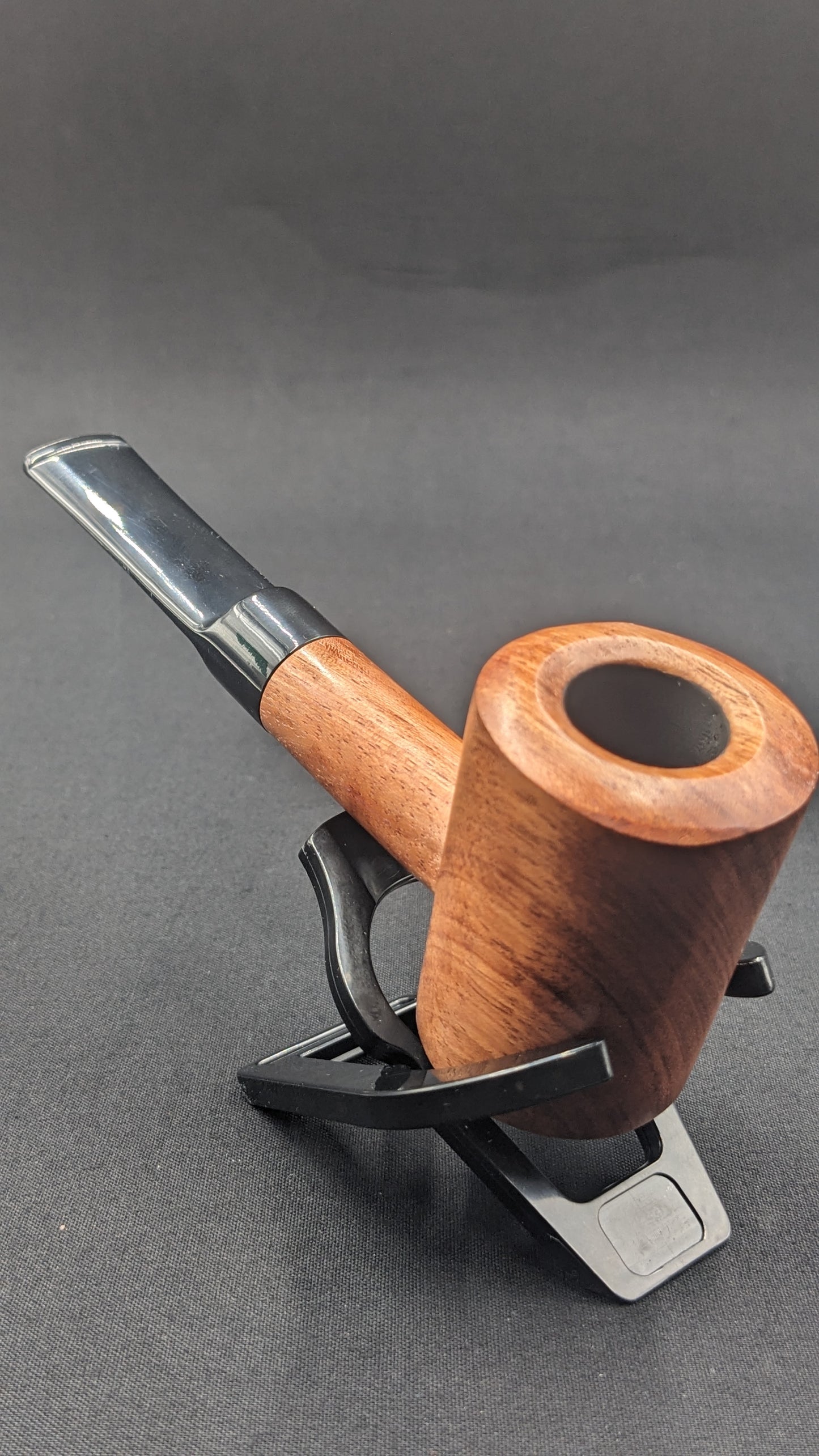 5.75" Wood Sherlock Pipe WD14