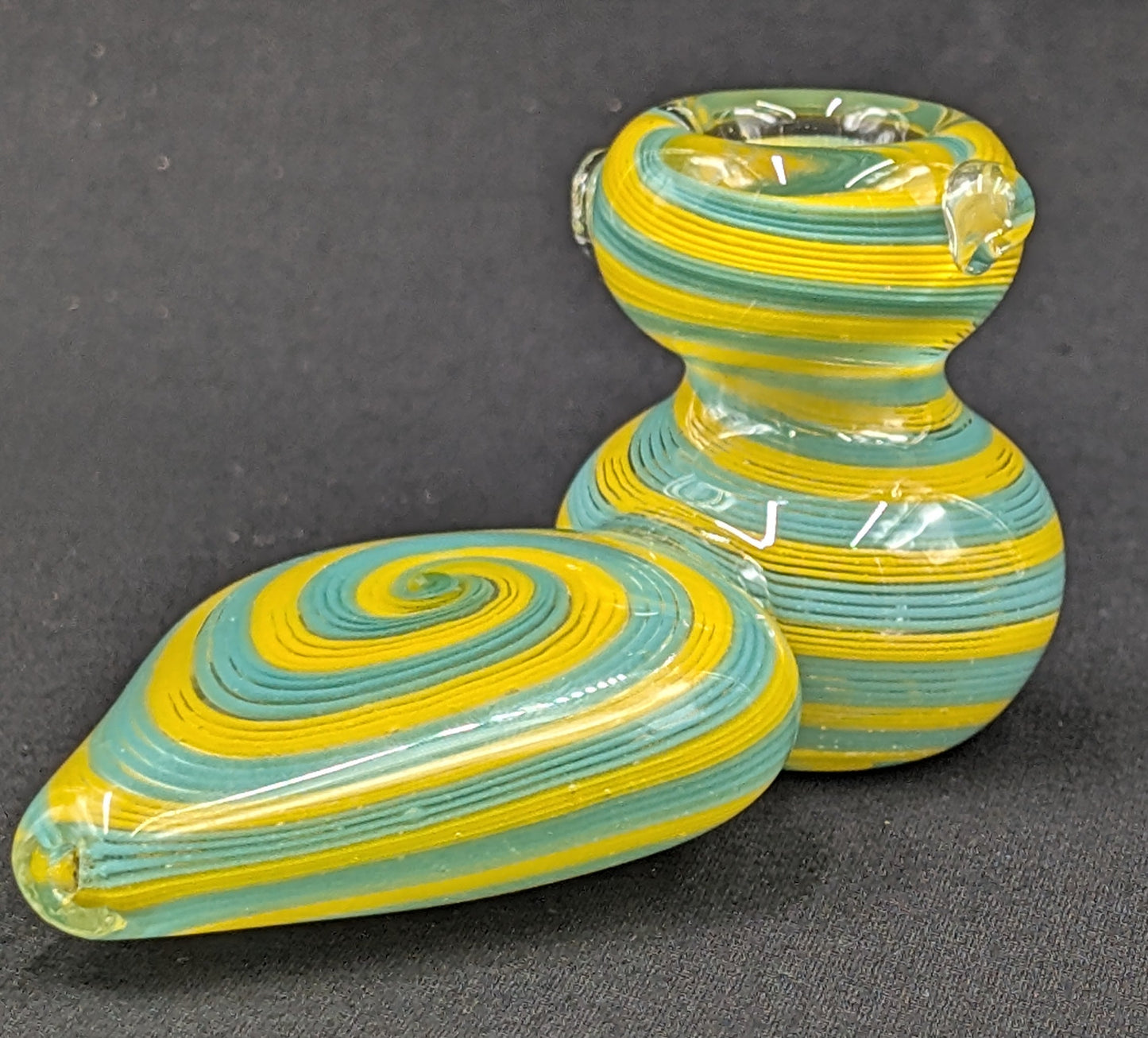 4.5" Glass Spoon Dual Bowls 2 Tier Swirl YB