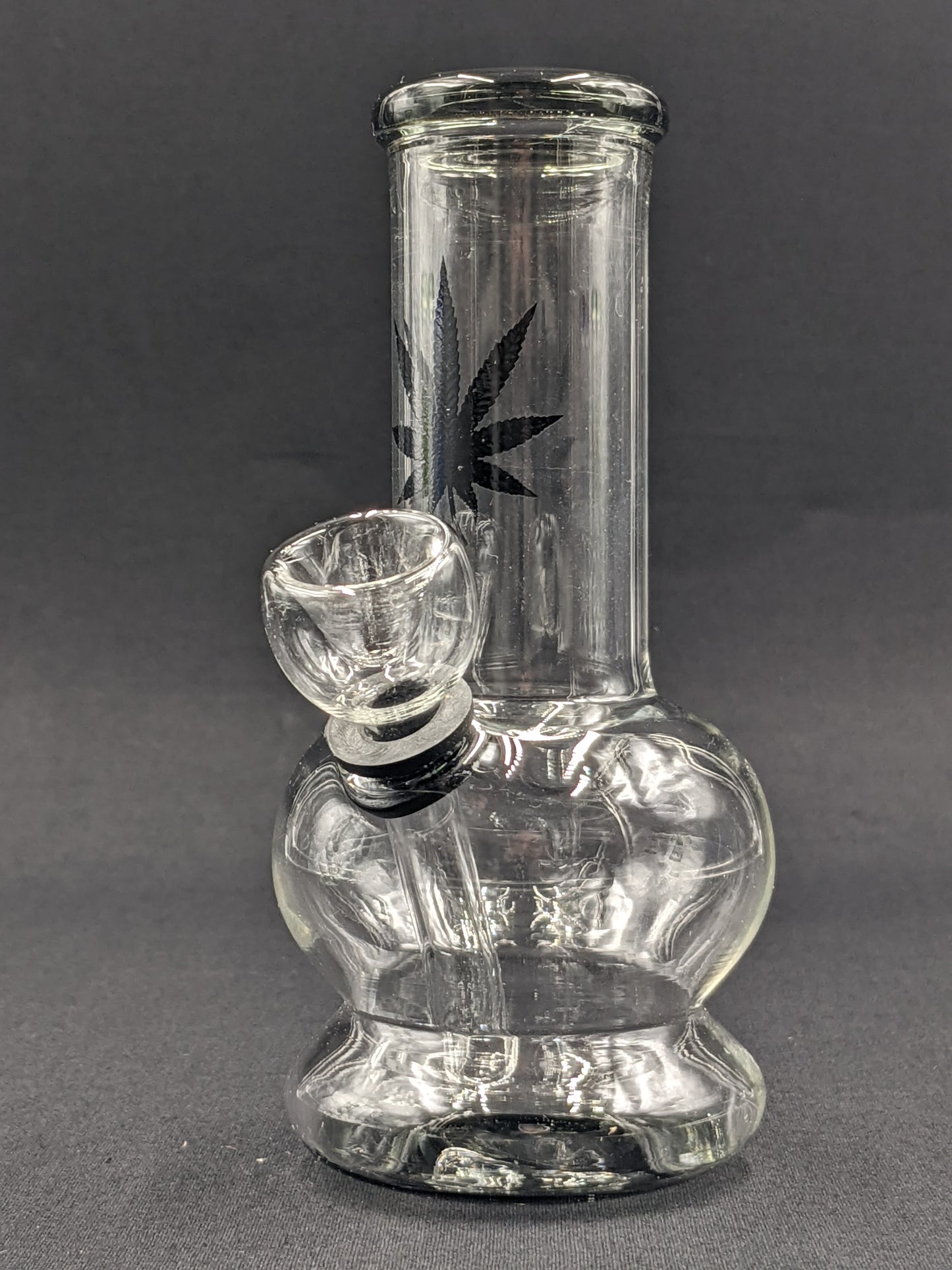 5" Glass Water Pipe Bong Leaf Black