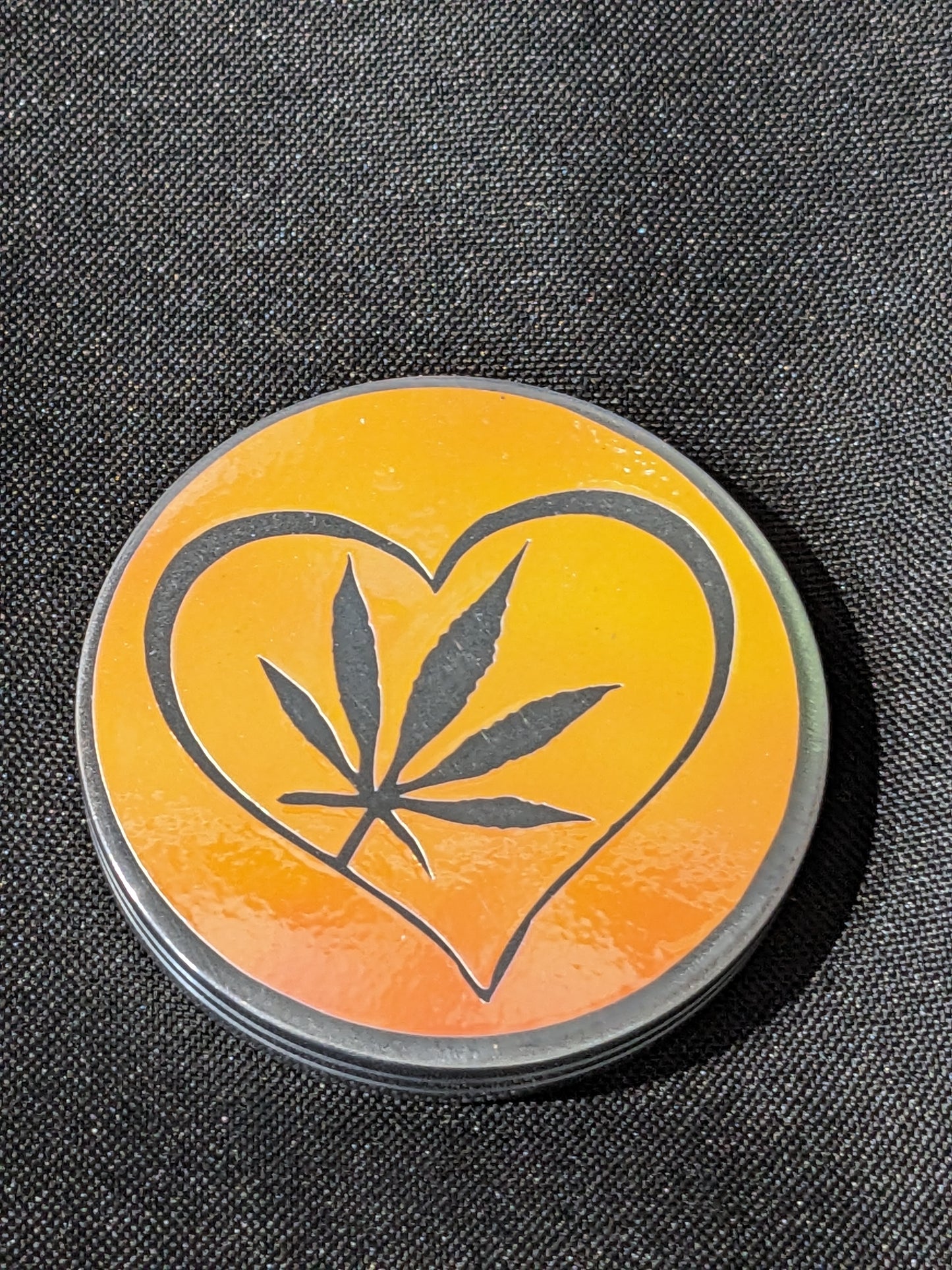 56MM Metal Grinder 4 Piece Set Heart Iridescent Yellow