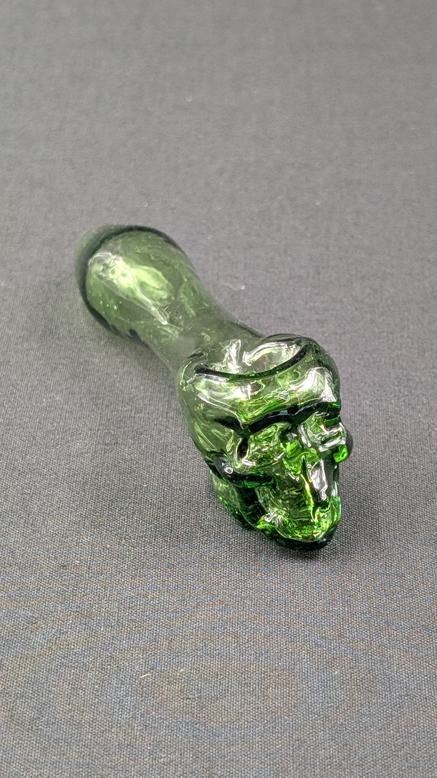 4" Glass Spoon Skull Green