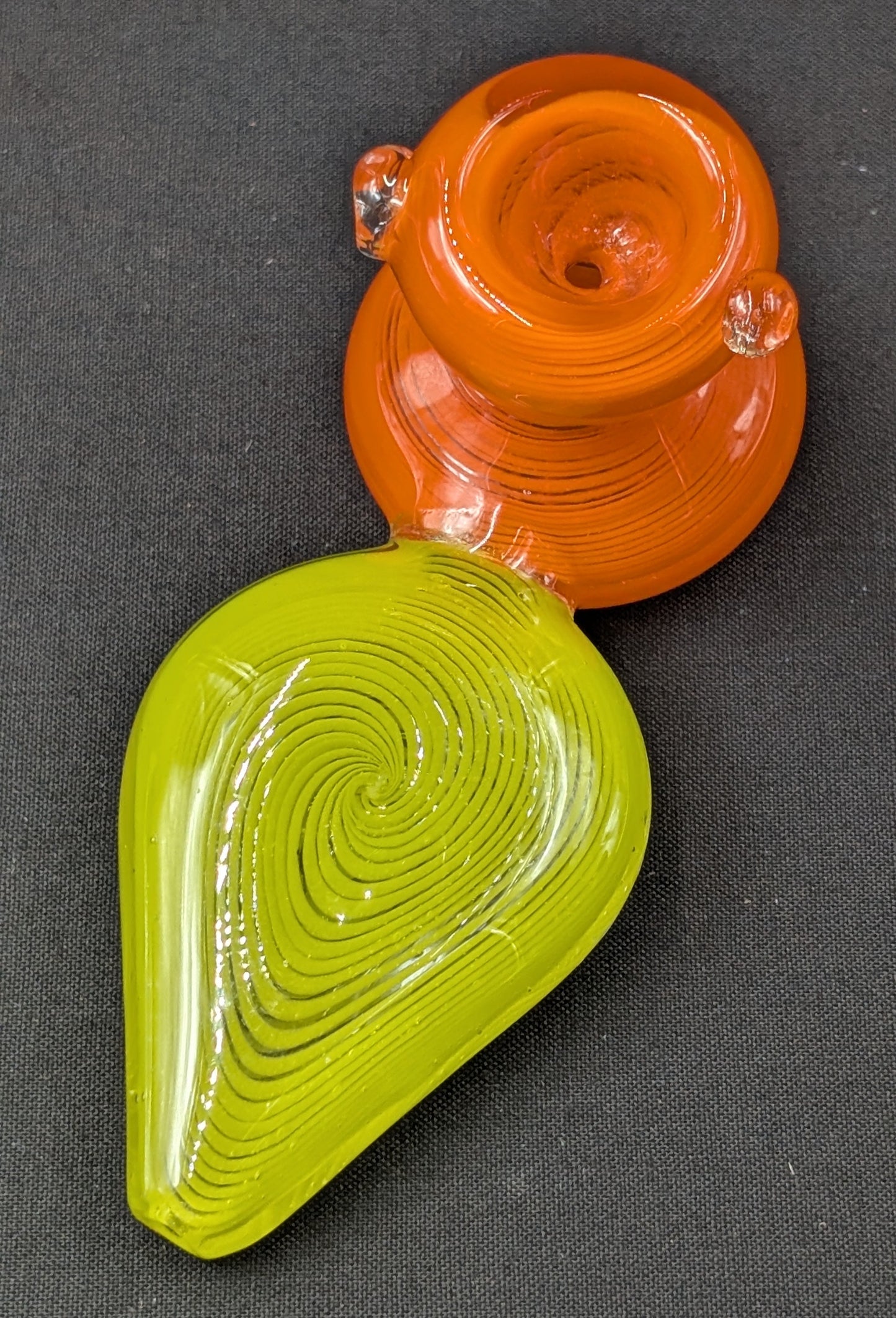 4.5" Glass Spoon Dual Bowls 2 Tier Swirl GO