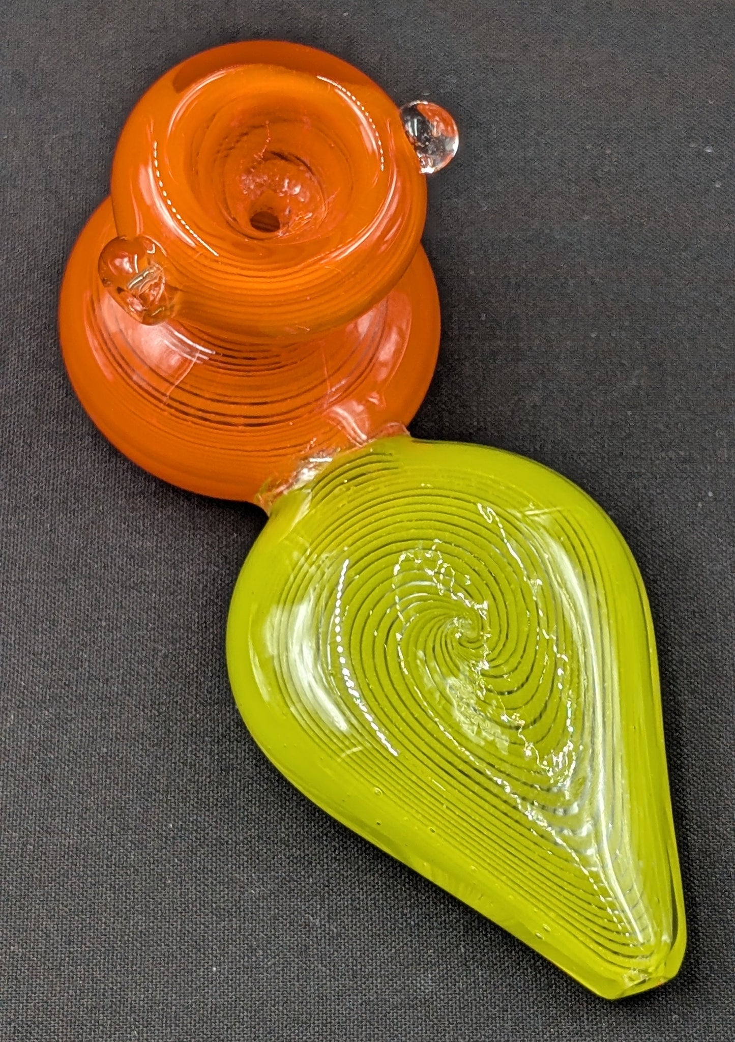 4.5" Glass Spoon Dual Bowls 2 Tier Swirl GO