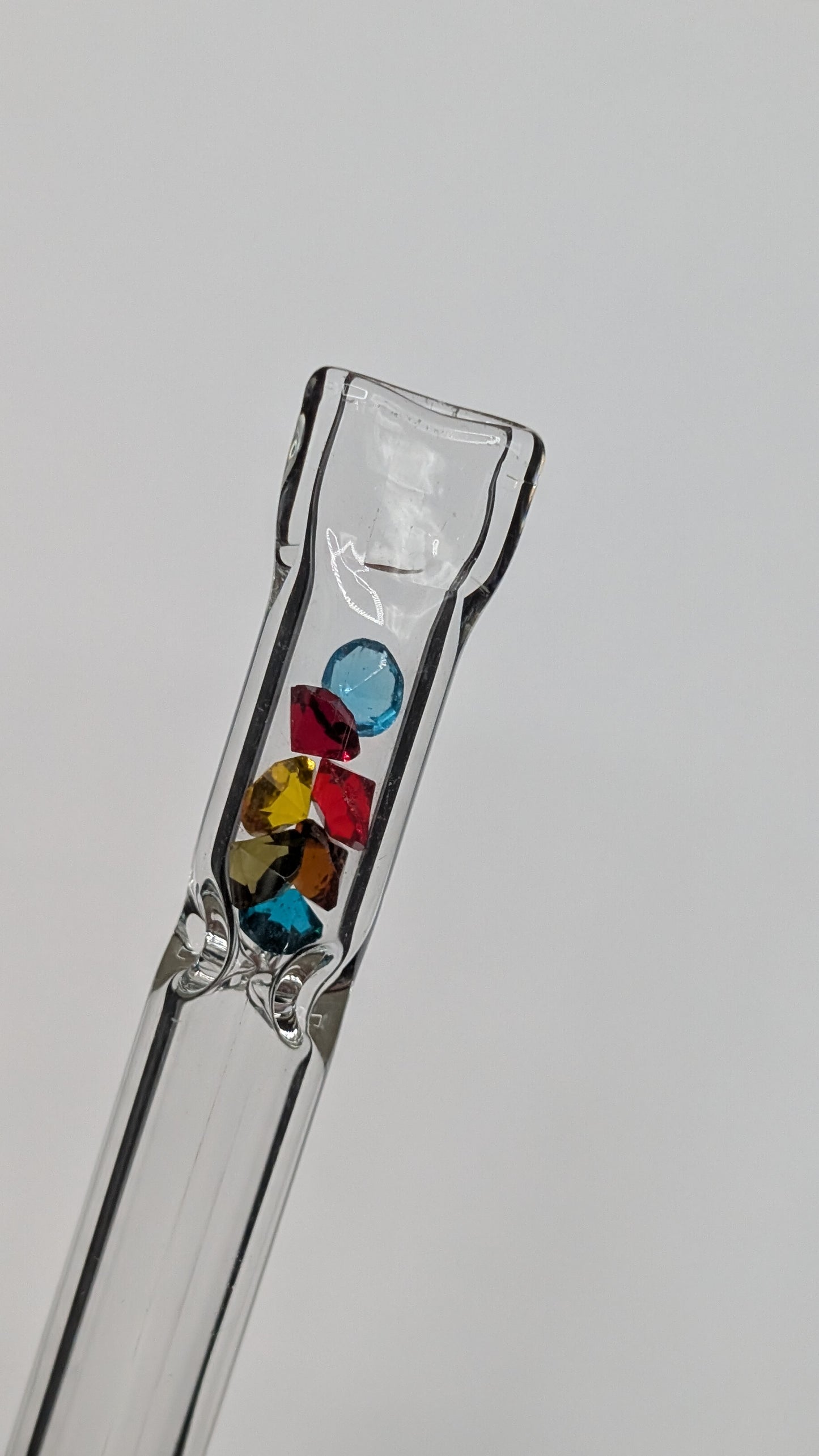 4" Glass One Hitter with Diamond Style Pieces for Smoking  - Pinched Lip