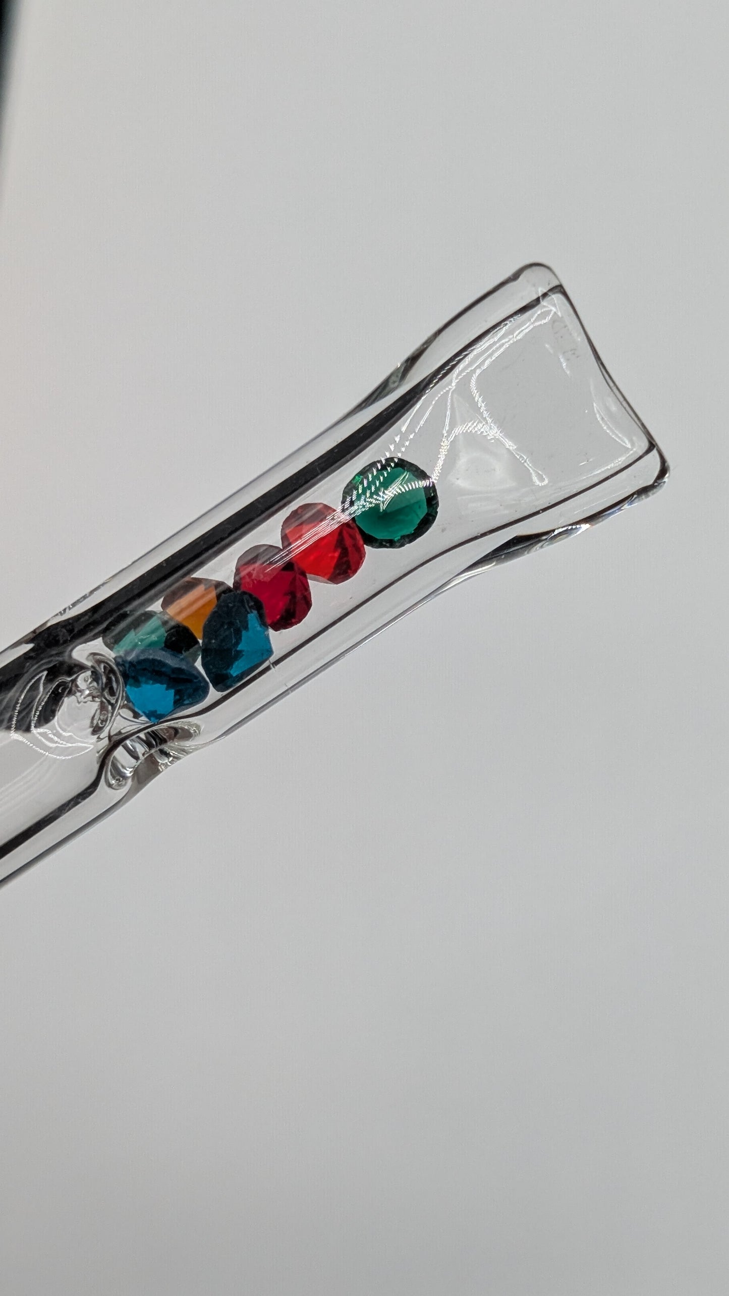 4" Glass One Hitter with Diamond Style Pieces for Smoking  - Pinched Lip
